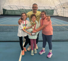 DEVREK İSTİKLAL İLKOKULU TENİS TAKIMI İL BİRİNCİSİ OLDU