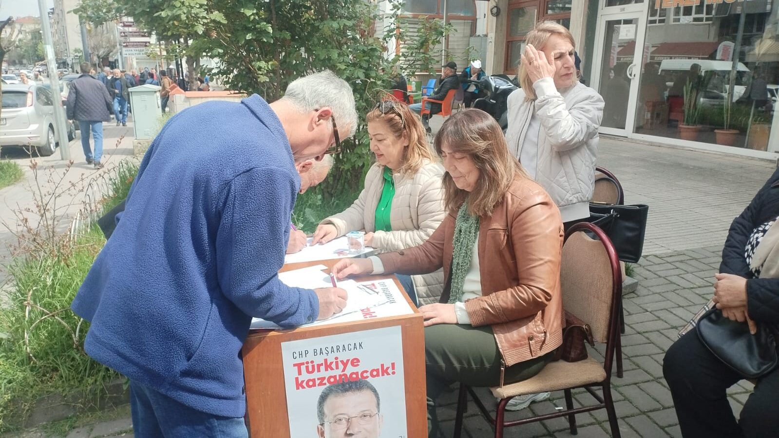 Devrek’te İmamoğlu’na Destek İçin İmza Kampanyası