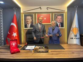 AK Parti Kadın Kolları MKYK Üyelerinden Devrek İlçe Başkanlığına Ziyaret