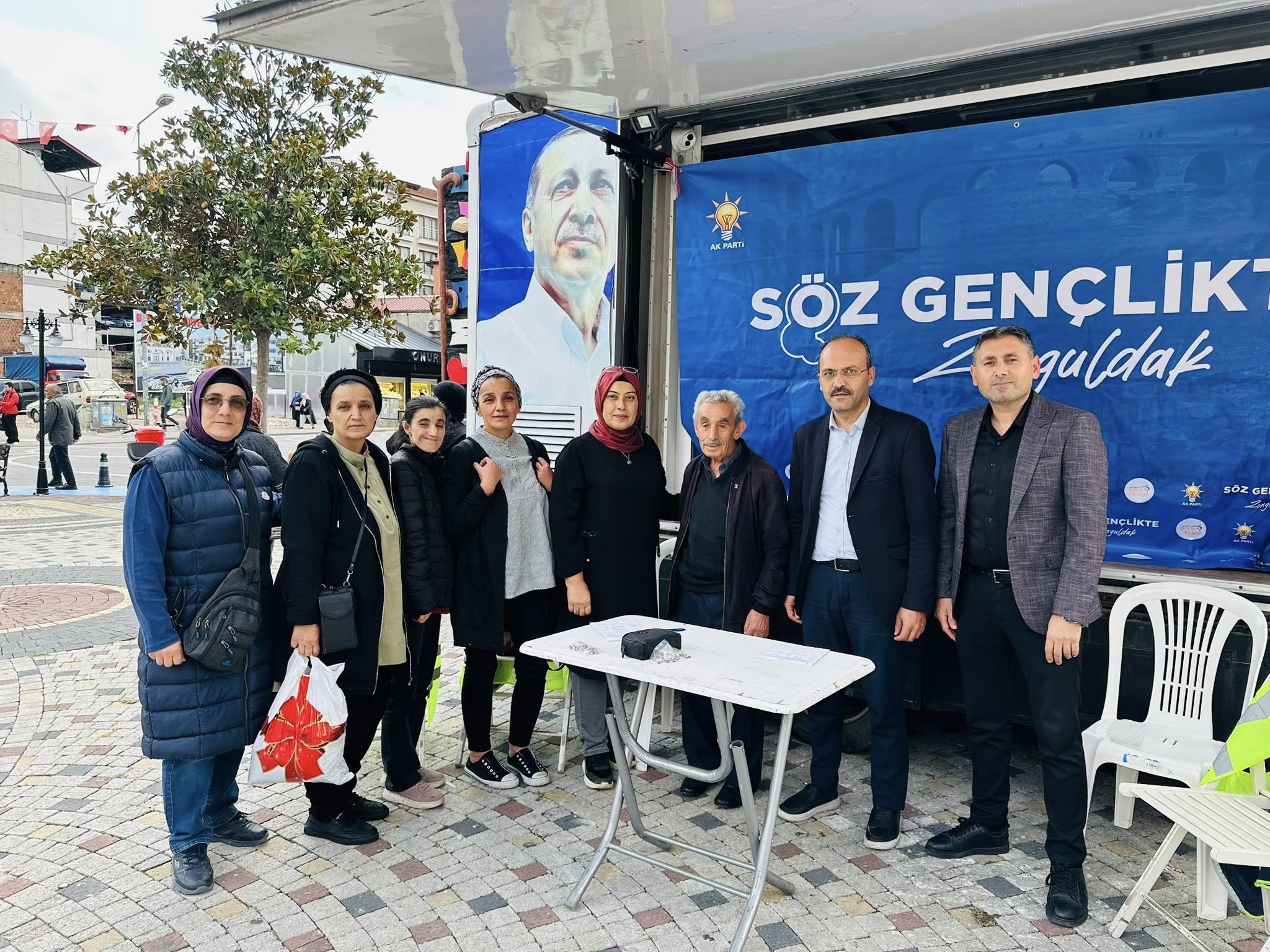 AK Parti Devrek İlçe Teşkilatı Vatandaşlarla Buluştu