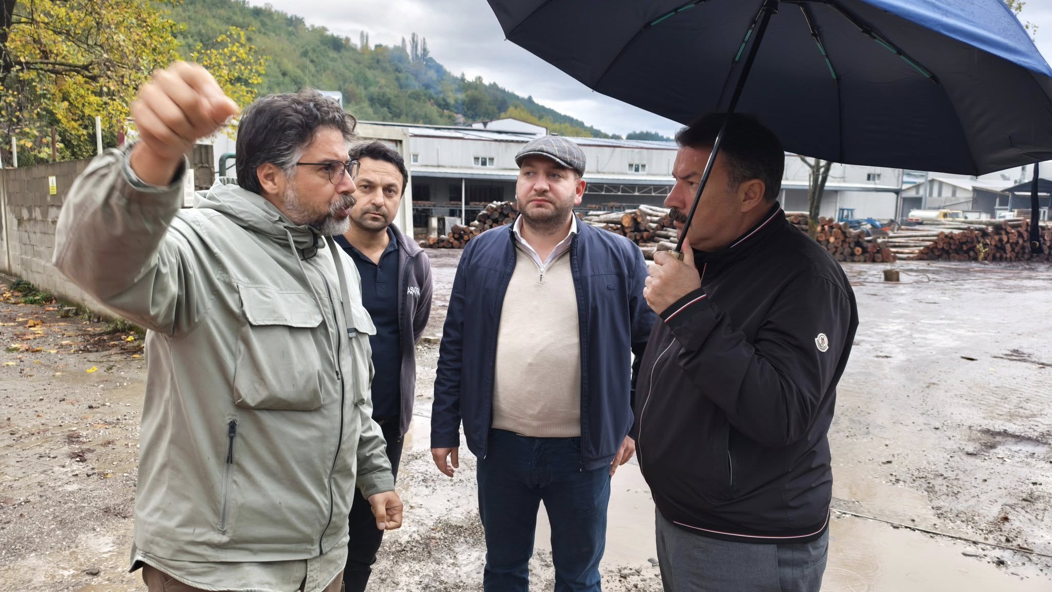 Başkan Ulupınar’dan Yeni Mahalle’de Saha İncelemesi