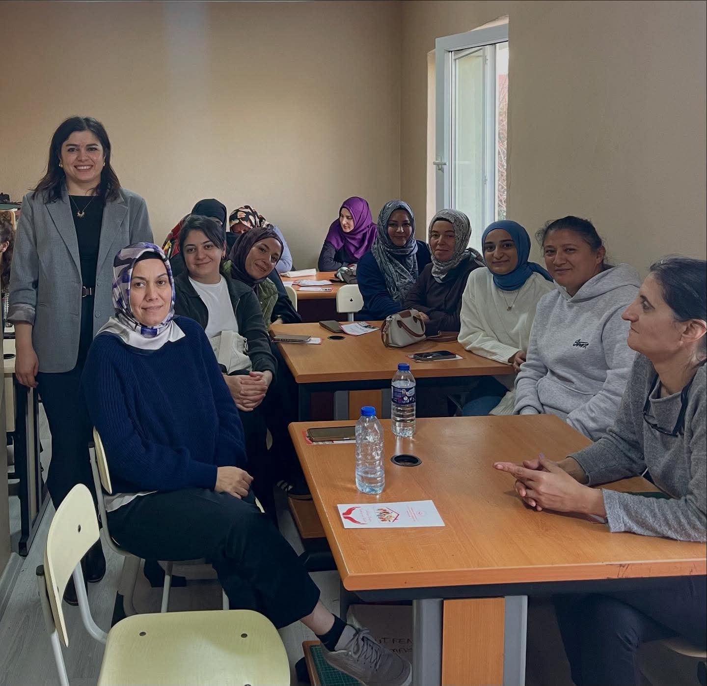 DEVREK’TE KADINA YÖNELİK ŞİDDETLE MÜCADELE SEMİNERİ DÜZENLENDİ