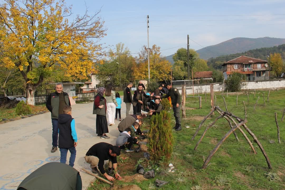 Dirgine’de Milli Ağaçlandırma Günü Etkinliği