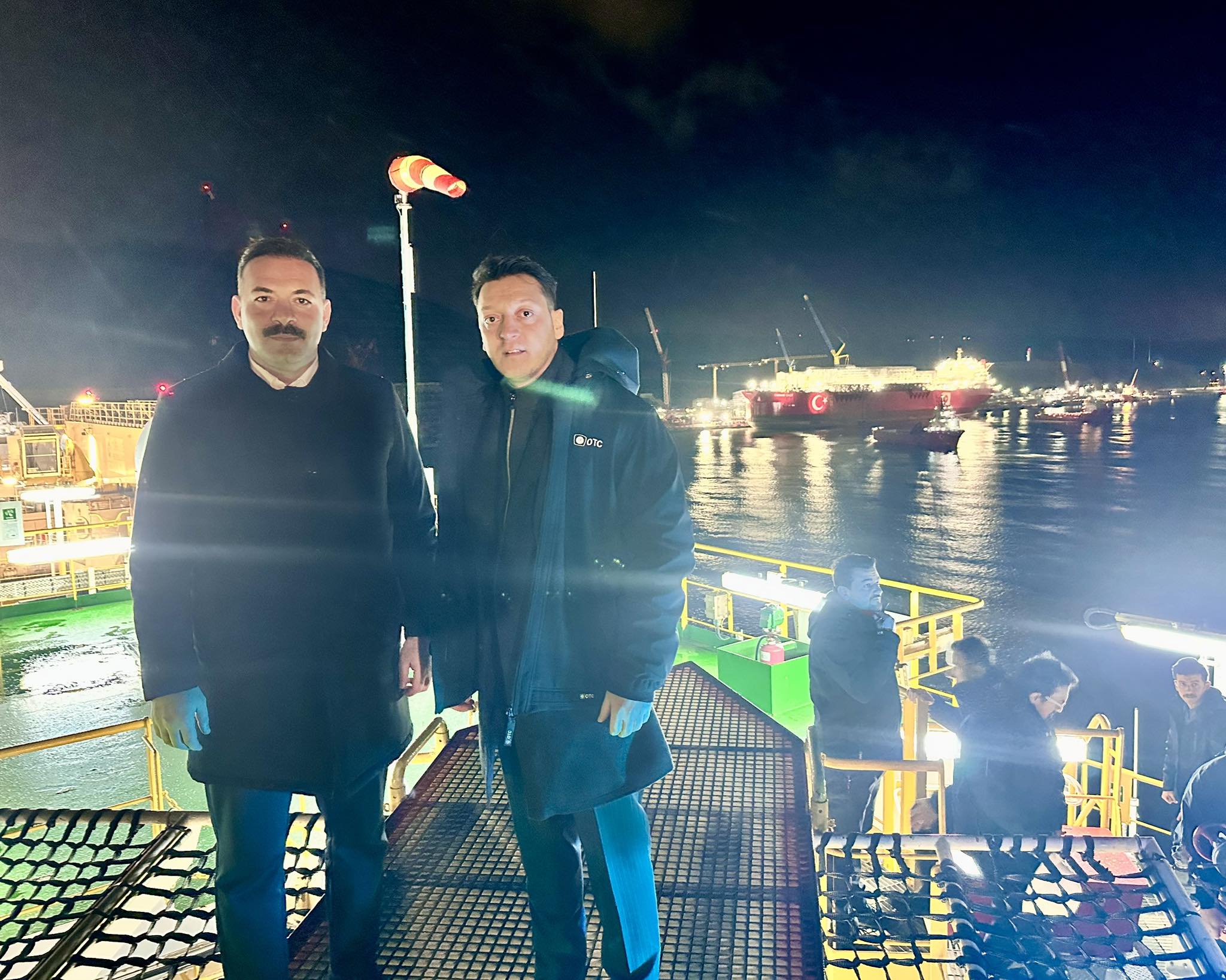 Mesut Özil, Zonguldak’ta bu kez siyaset sahnesinde!