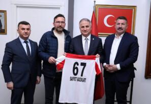 DEVREK’TE PROJE VE YATIRIM GÜNDEMİYLE ZİYARET TRAFİĞİ