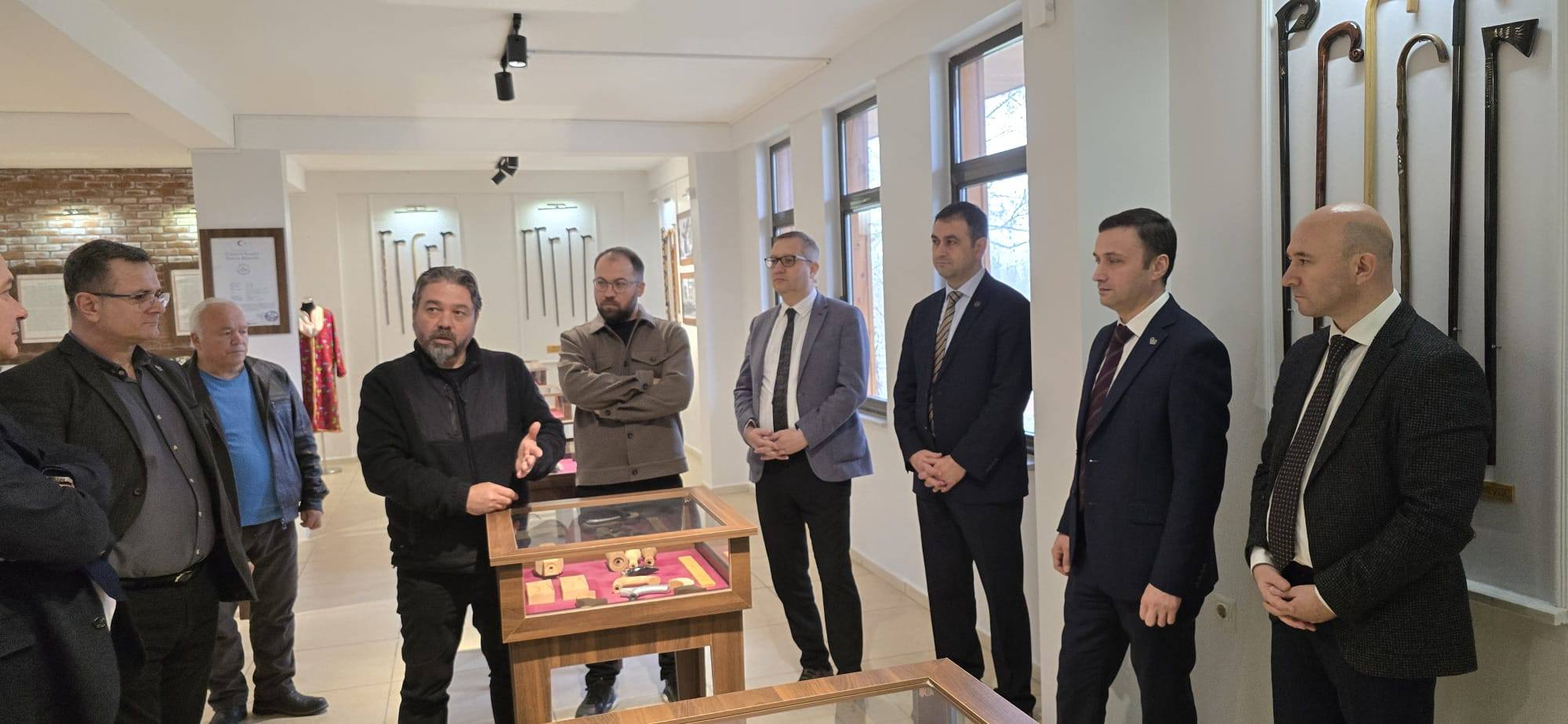 BAKKA VE KUZKA’DAN BASTON PARK’A ZİYARET