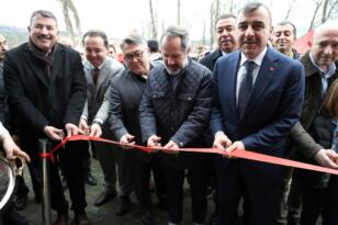 DEVREK’TE BASTON PARK KİTAP FUARI AÇILDI