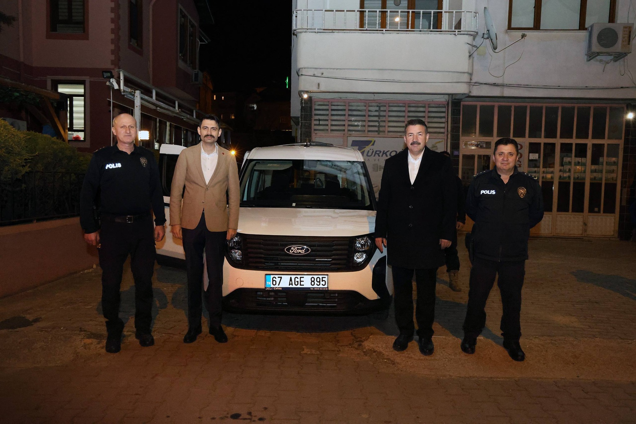 DEVREK’TE EMNİYETE ARAÇ DESTEĞİ