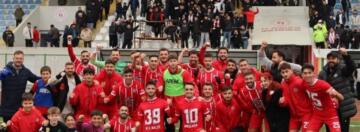 Devrek Belediyespor play-off aşkına : 8-0