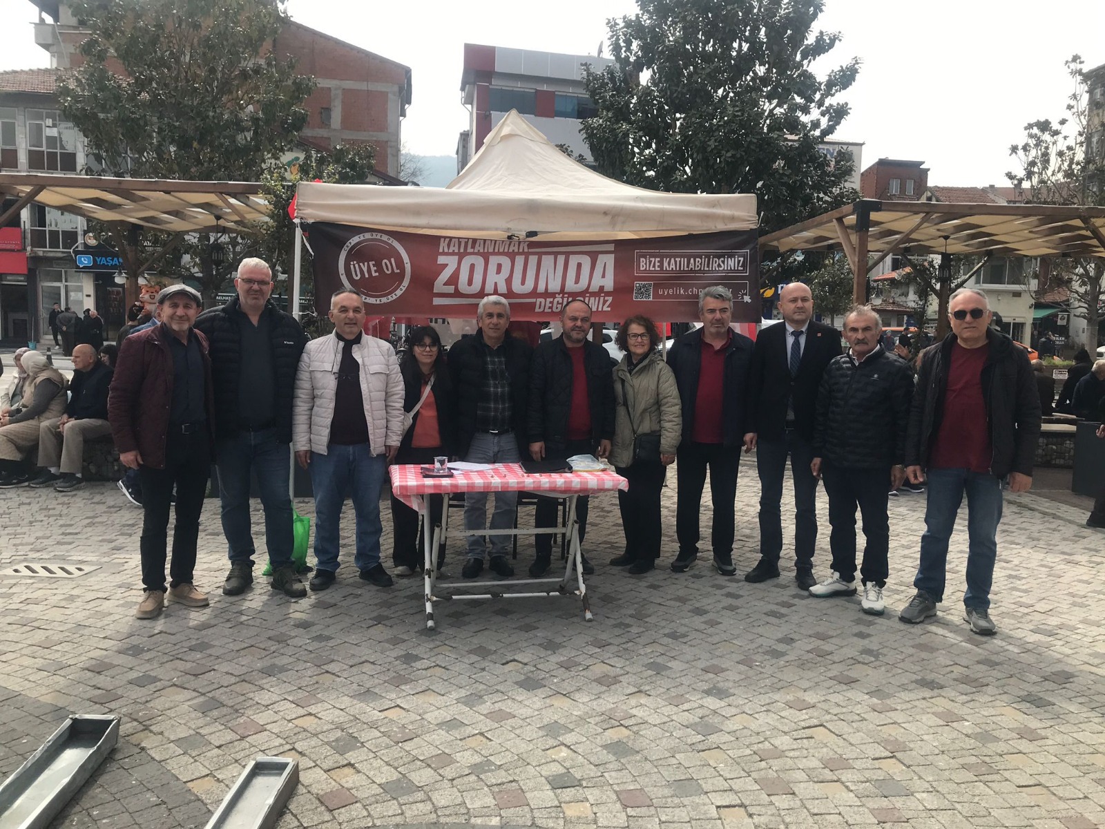 İŞ İNSANI EROL KÖKSAL CHP’YE ÜYE OLDU