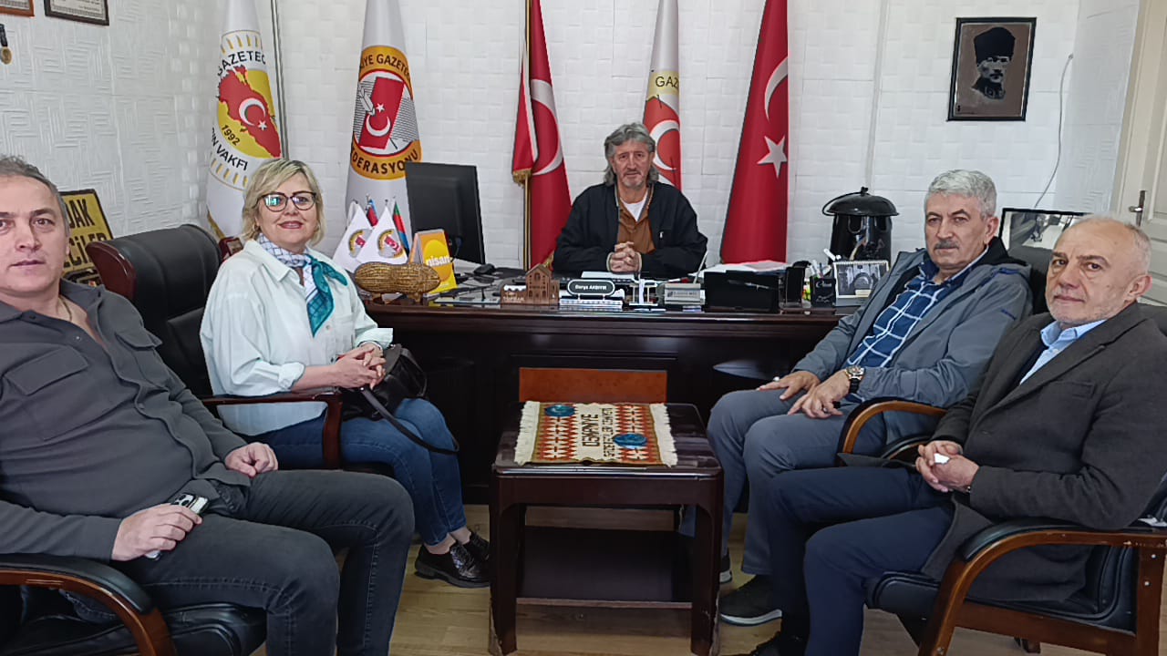 GAZETECİLİĞİN SORUNLARI KATLANARAK BÜYÜYOR.