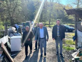 Başkan Vedat Öztürk yangında kül olan Demir’in evini inceledi