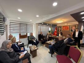 AK PARTİ GRUBU DEVREK’TE MAYIS AYI TOPLANTISI ÖNCESİ BİR ARAYA GELDİ