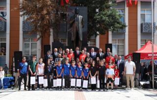 DEVREK’TE 19 MAYIS COŞKUYLA KUTLANDI