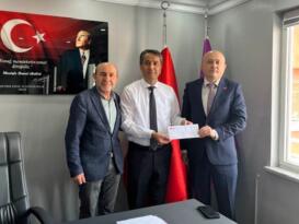 CHP LİDERİ ÖZEL’DEN BAŞKAN RECEP YÜKSEL’E TEBRİK