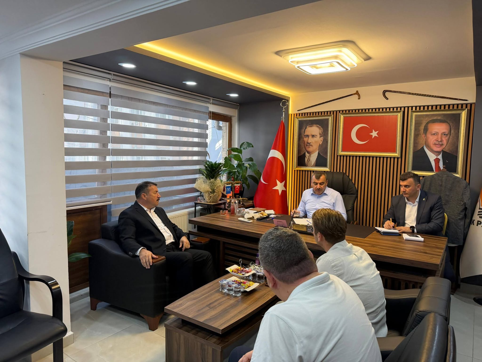 DEVREK’TE VATANDAŞ BULUŞMASI: TALEP VE ÖNERİLER MASAYA YATIRILDI